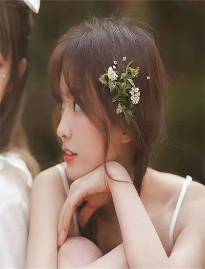 女生溜溜身子的視頻大全高清視頻_色即是空在線播放